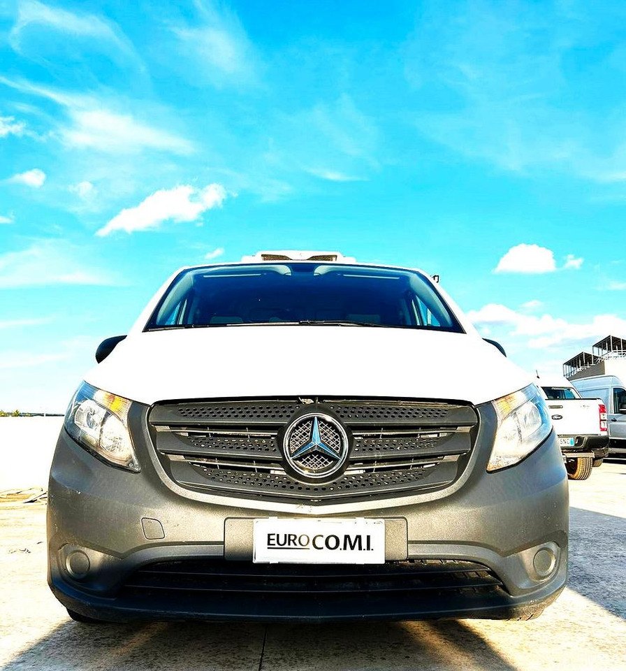 Mercedes Vito 114 cdi Long Frigo 0/4° Rete/Strada - Véhicule utilitaire frigorifique: photos 2 Mercedes Vito 114 cdi Long Frigo 0/4° Rete/Strada - Véhicule utilitaire frigorifique: photos 2