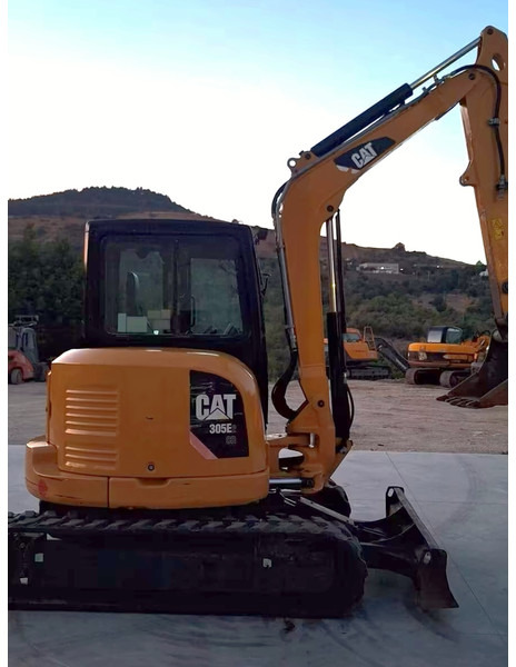 Caterpillar 305E2CR - Mini pelle: photos 1 Caterpillar 305E2CR - Mini pelle: photos 1