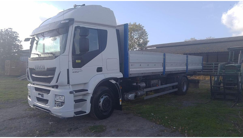 Iveco STRALIS 330 EEV - Semi-remorque plateau: photos 2 Iveco STRALIS 330 EEV - Semi-remorque plateau: photos 2