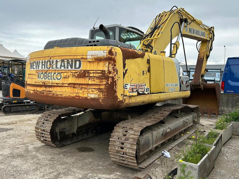 New Holland E215B - Pelle: photos 5 New Holland E215B - Pelle: photos 5