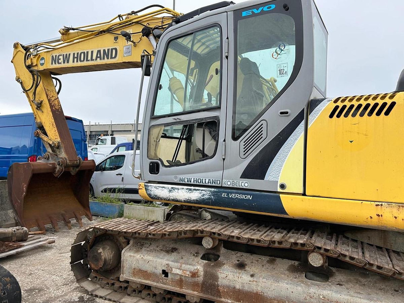 New Holland E215B - Pelle: photos 4 New Holland E215B - Pelle: photos 4