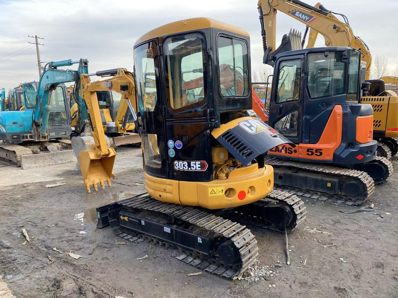 CATERPILLAR 303.5 - Pelle sur chenille: photos 4 CATERPILLAR 303.5 - Pelle sur chenille: photos 4