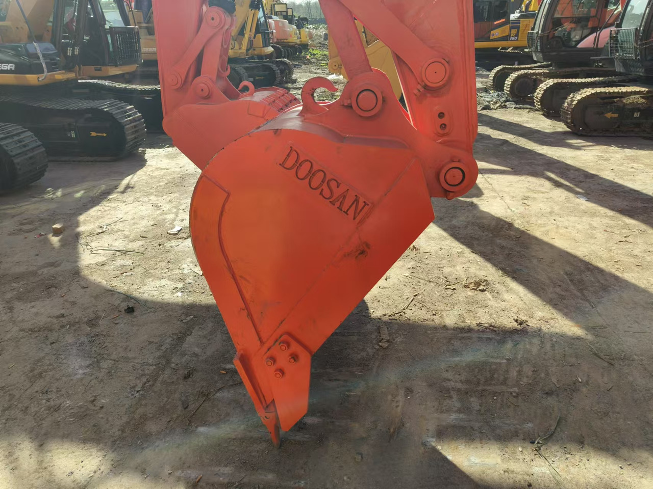 DOOSAN DX150 - Pelle: photos 3 DOOSAN DX150 - Pelle: photos 3