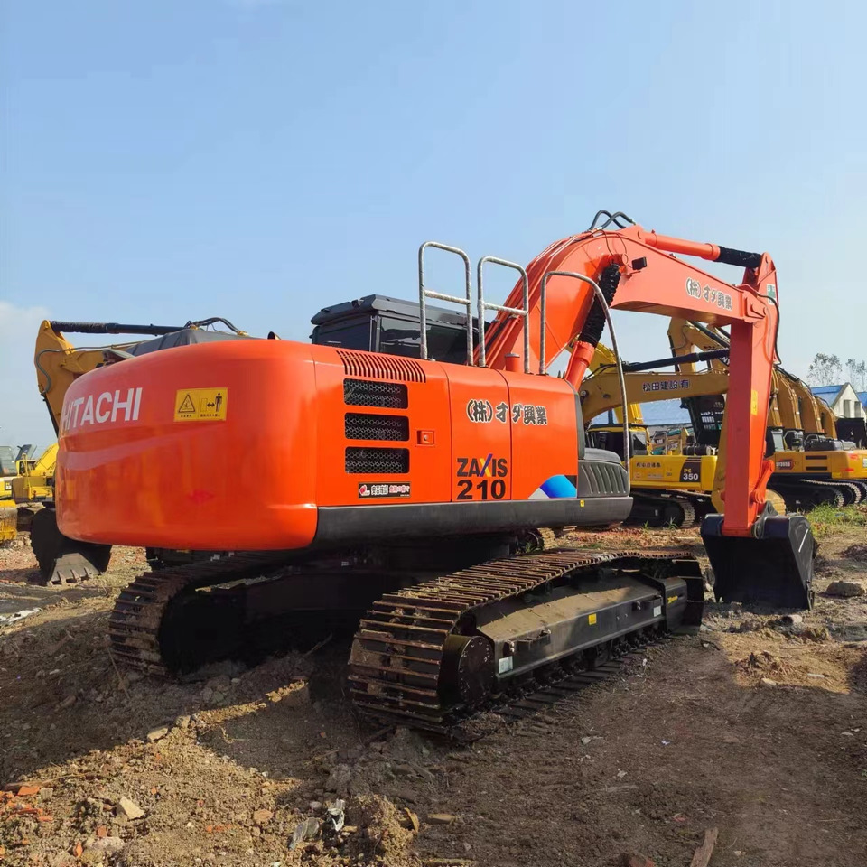 HITACHI ZX210 - Pelle sur chenille: photos 1 HITACHI ZX210 - Pelle sur chenille: photos 1