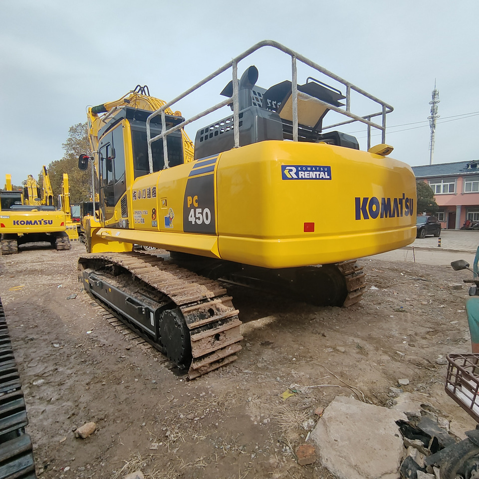 KOMATSU PC450-8 - Pelle sur chenille: photos 1 KOMATSU PC450-8 - Pelle sur chenille: photos 1