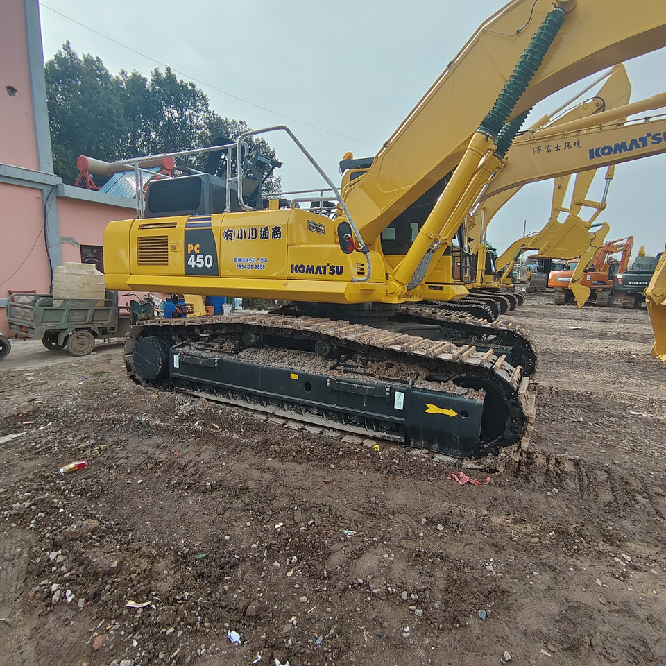 KOMATSU PC450-8 - Pelle sur chenille: photos 2 KOMATSU PC450-8 - Pelle sur chenille: photos 2