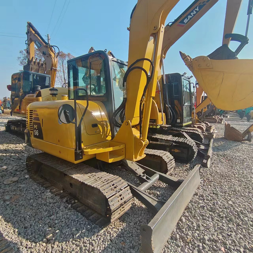 KOMATSU PC56 - Pelle sur chenille: photos 2 KOMATSU PC56 - Pelle sur chenille: photos 2