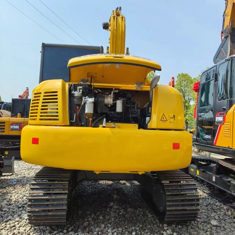 KOMATSU PC70 - Pelle sur chenille: photos 4 KOMATSU PC70 - Pelle sur chenille: photos 4