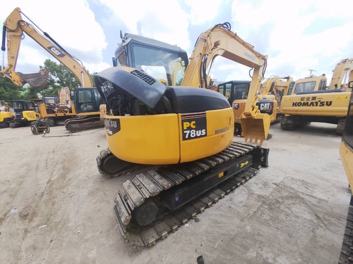 KOMATSU PC78US - Mini pelle: photos 1 KOMATSU PC78US - Mini pelle: photos 1