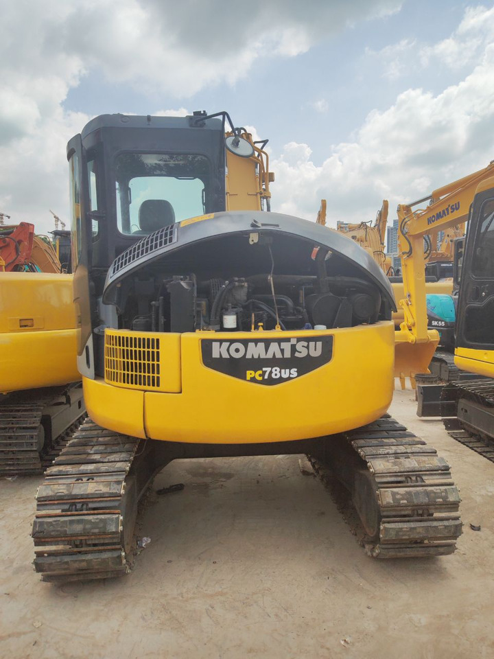KOMATSU PC78US - Pelle sur chenille: photos 3 KOMATSU PC78US - Pelle sur chenille: photos 3