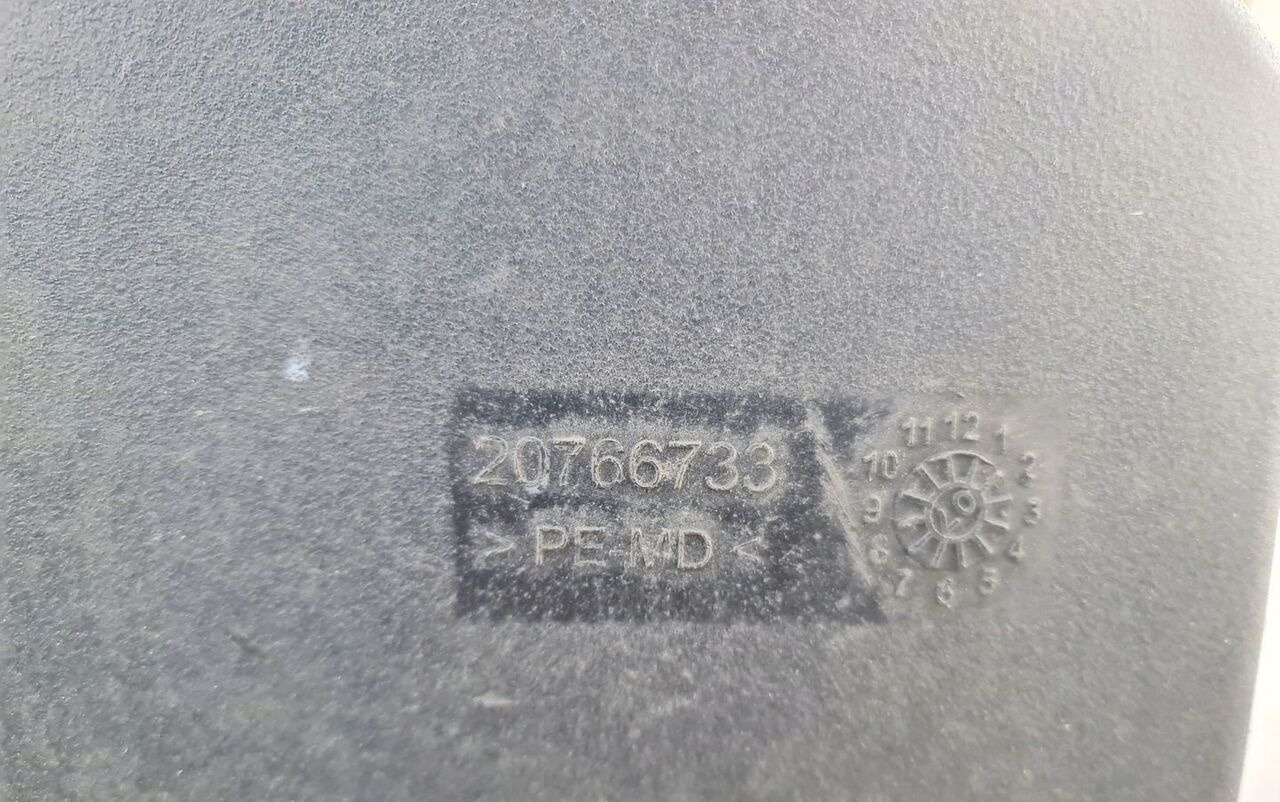 207667733 Volvo FL FE - AdBlue réservoir pour Camion: photos 3 207667733 Volvo FL FE - AdBlue réservoir pour Camion: photos 3