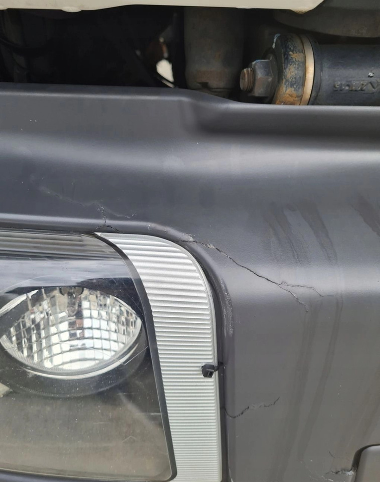 KOMPLETNY Z LAMPAMI PRZÓD RENAULT PREMIUM DXI RENAULT GAMA D - Pare-chocs: photos 5 KOMPLETNY Z LAMPAMI PRZÓD RENAULT PREMIUM DXI RENAULT GAMA D - Pare-chocs: photos 5