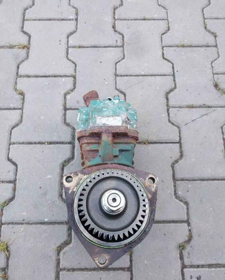 Knorr-Bremse 21931626 Renault D8K D5 - Compresseur pour Camion: photos 3 Knorr-Bremse 21931626 Renault D8K D5 - Compresseur pour Camion: photos 3