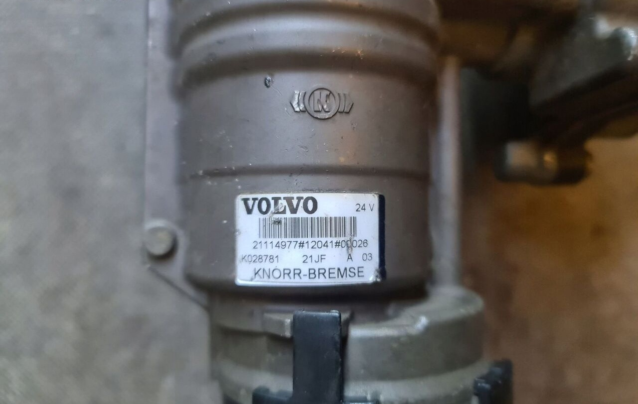Knorr-Bremse Europa Renault Gama, Range T / Volvo FH, FM4 - Valve de frein pour Camion: photos 3 Knorr-Bremse Europa Renault Gama, Range T / Volvo FH, FM4 - Valve de frein pour Camion: photos 3