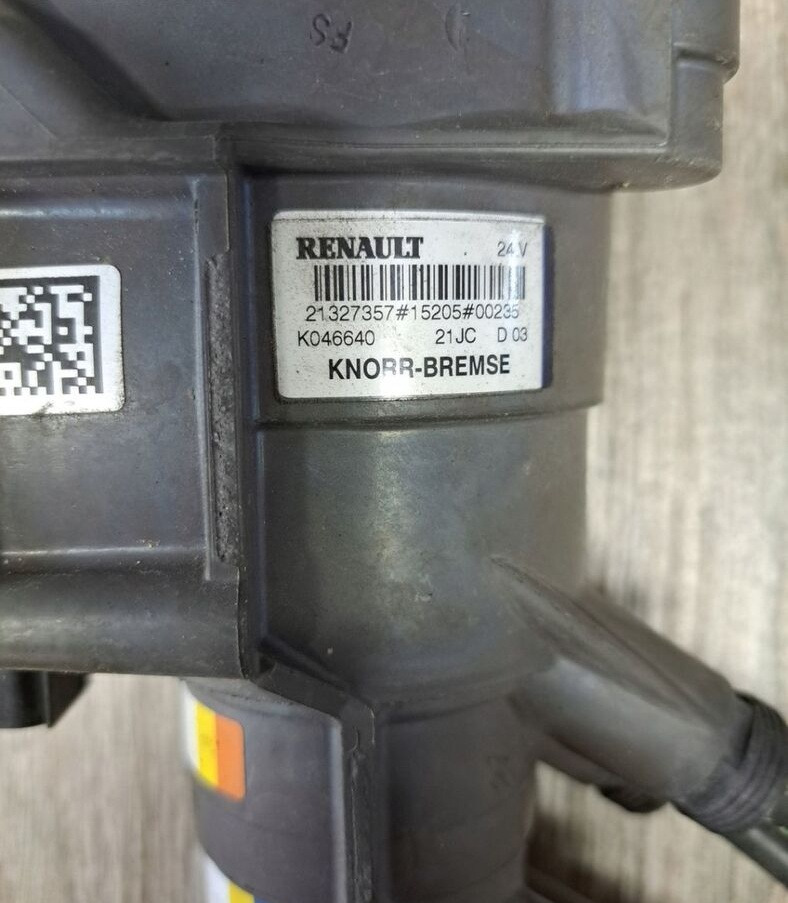 Knorr-Bremse Renault GAMA T C K - Valve de frein pour Camion: photos 3 Knorr-Bremse Renault GAMA T C K - Valve de frein pour Camion: photos 3