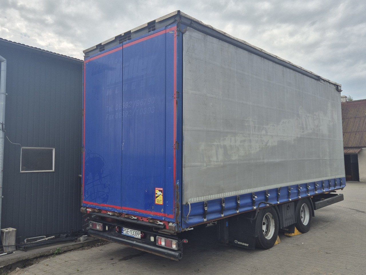 MAN tgx 24,500 - Camion à rideaux coulissants: photos 5 MAN tgx 24,500 - Camion à rideaux coulissants: photos 5