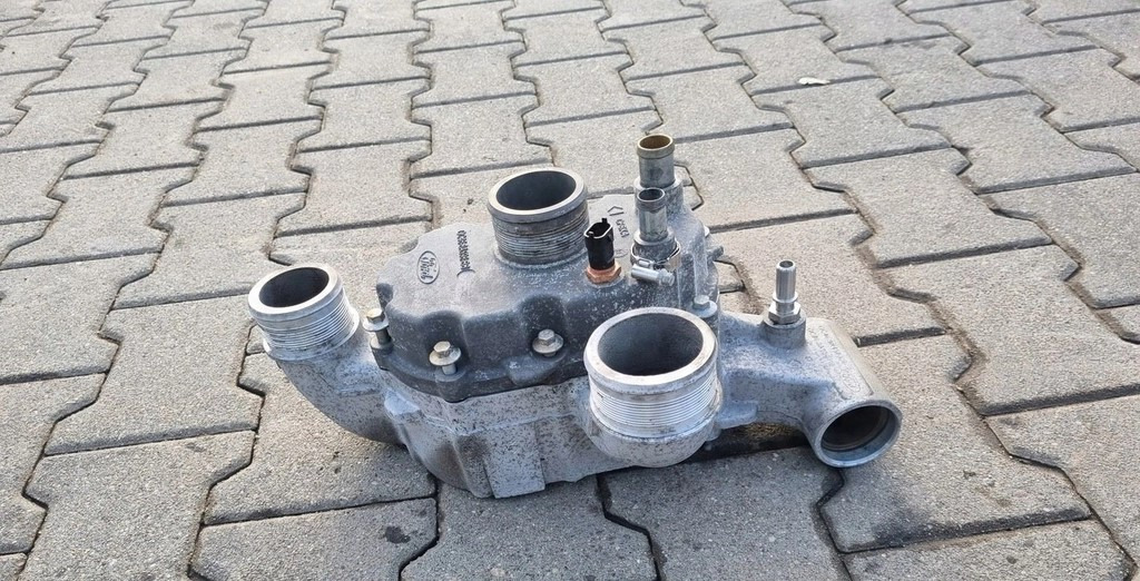 OBUDOWA TERMOSTATU FORD F-MAX 500 TRUCKS GC46 9K457 GC46 8A598 - Système de refroidissement: photos 2 OBUDOWA TERMOSTATU FORD F-MAX 500 TRUCKS GC46 9K457 GC46 8A598 - Système de refroidissement: photos 2