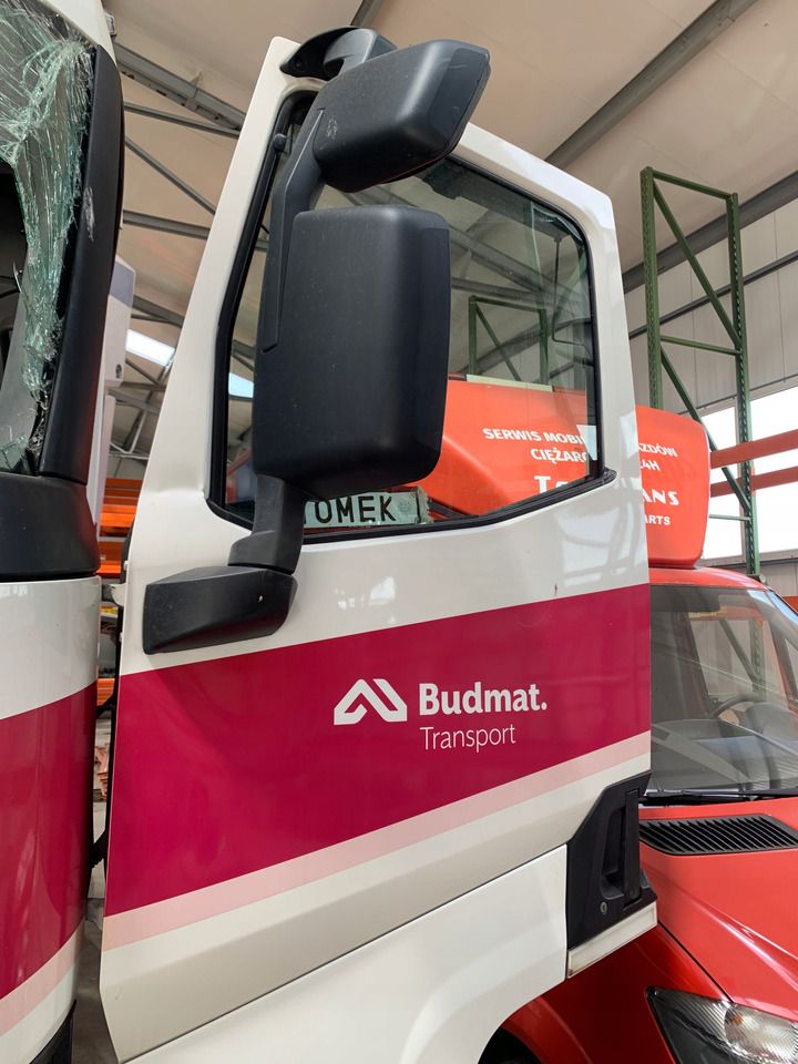 RENAULT DRZWI KOMPLETNE LEWE RENAULT GAMA T K C RANGE - Portière et pièces pour Camion: photos 2 RENAULT DRZWI KOMPLETNE LEWE RENAULT GAMA T K C RANGE - Portière et pièces pour Camion: photos 2