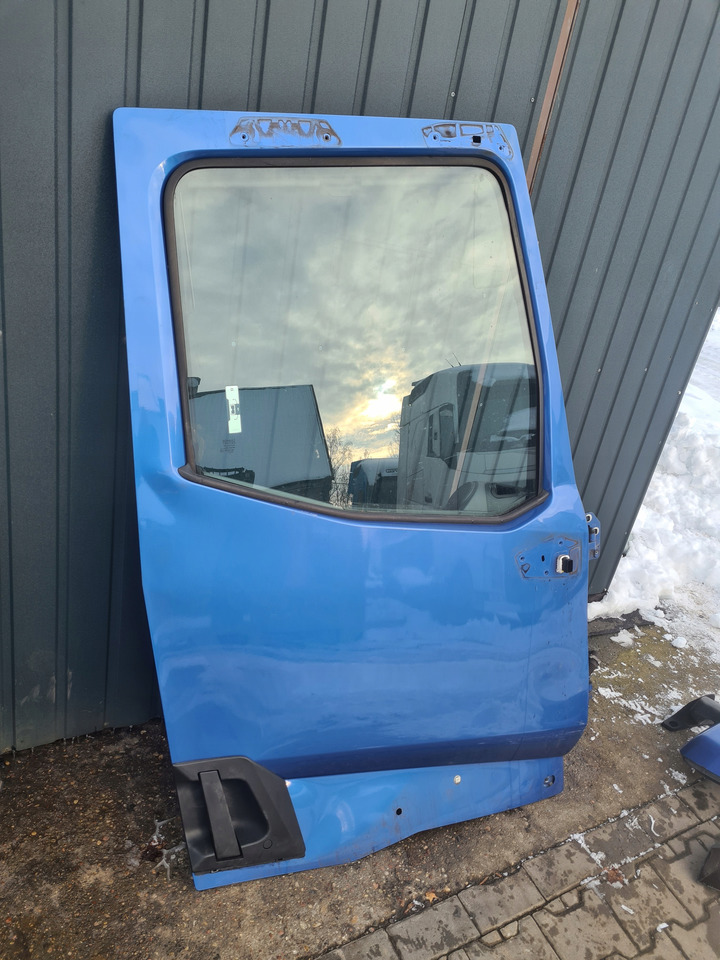 RENAULT DRZWI KOMPLETNE PRAWE RENAULT GAMA RANGE HIGH WYSOKA KABINA - Portière et pièces pour Camion: photos 1 RENAULT DRZWI KOMPLETNE PRAWE RENAULT GAMA RANGE HIGH WYSOKA KABINA - Portière et pièces pour Camion: photos 1