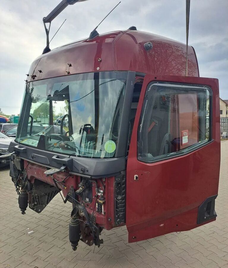 RENAULT KABINA KOMPLETNA RENAULT GAMA T RANGE WYSOKA HIGH - Cabine pour Camion: photos 1 RENAULT KABINA KOMPLETNA RENAULT GAMA T RANGE WYSOKA HIGH - Cabine pour Camion: photos 1