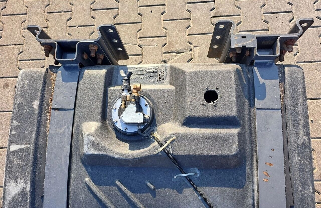 RENAULT ZBIORNIK PALIWA RENAULT GAMA D MIDLUM PREMIUM DXI VOLVO FL FE - Réservoir de carburant pour Camion: photos 5 RENAULT ZBIORNIK PALIWA RENAULT GAMA D MIDLUM PREMIUM DXI VOLVO FL FE - Réservoir de carburant pour Camion: photos 5