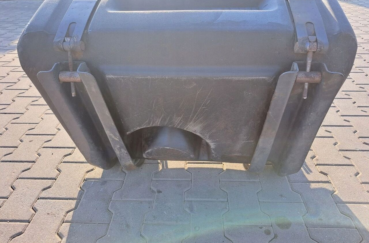 RENAULT ZBIORNIK PALIWA RENAULT GAMA D MIDLUM PREMIUM DXI VOLVO FL FE - Réservoir de carburant pour Camion: photos 3 RENAULT ZBIORNIK PALIWA RENAULT GAMA D MIDLUM PREMIUM DXI VOLVO FL FE - Réservoir de carburant pour Camion: photos 3