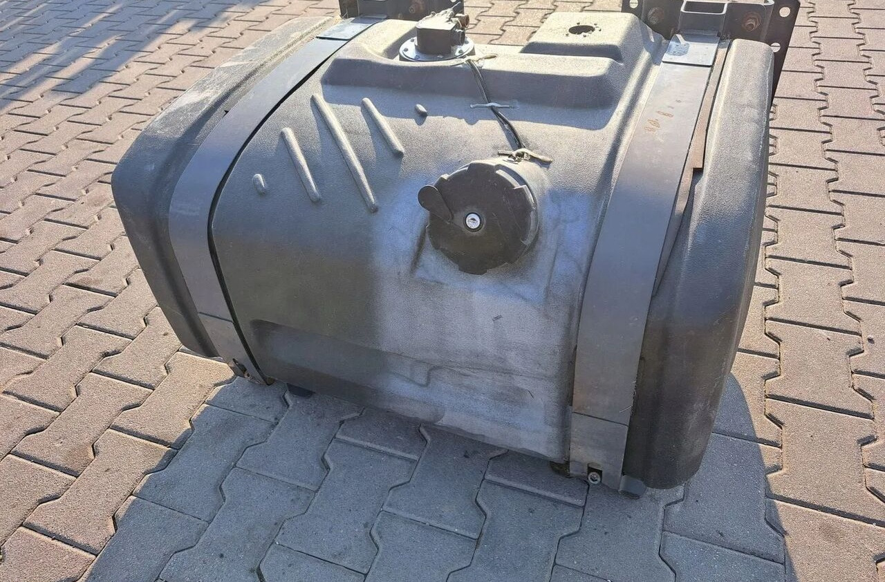 RENAULT ZBIORNIK PALIWA RENAULT GAMA D MIDLUM PREMIUM DXI VOLVO FL FE - Réservoir de carburant pour Camion: photos 1 RENAULT ZBIORNIK PALIWA RENAULT GAMA D MIDLUM PREMIUM DXI VOLVO FL FE - Réservoir de carburant pour Camion: photos 1