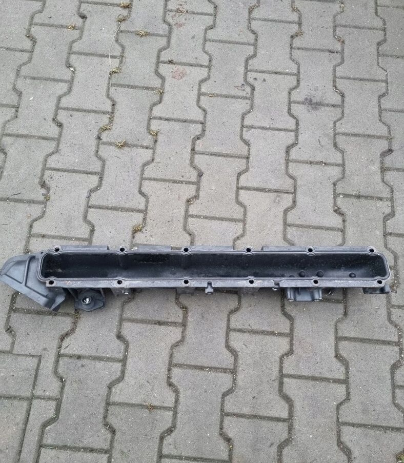 Renault KOLEKTOR SSĄCY DOLOTOWY RENAULT GAMA T C K RANGE 430 460 EURO 6 21647353 - Collecteur d'admission pour Camion: photos 3 Renault KOLEKTOR SSĄCY DOLOTOWY RENAULT GAMA T C K RANGE 430 460 EURO 6 21647353 - Collecteur d'admission pour Camion: photos 3