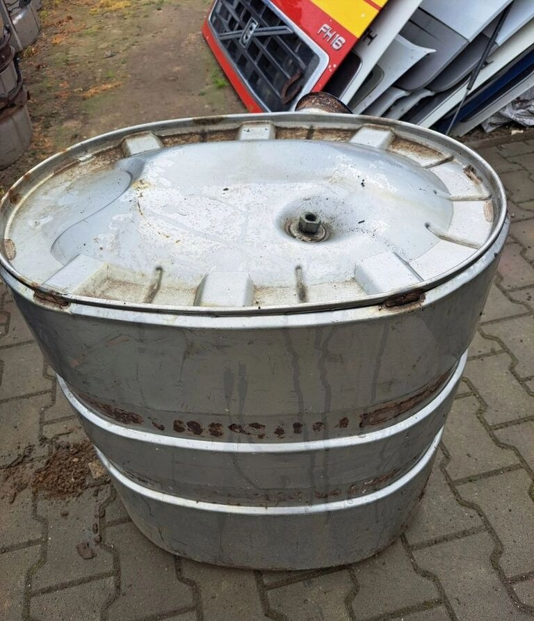 Renault TŁUMIK DPF FILTR PREMIUM KERAX LANDER DXI VOLVO FH FM. Volvo   Renault - Catalyseur pour Camion: photos 2 Renault TŁUMIK DPF FILTR PREMIUM KERAX LANDER DXI VOLVO FH FM. Volvo   Renault - Catalyseur pour Camion: photos 2