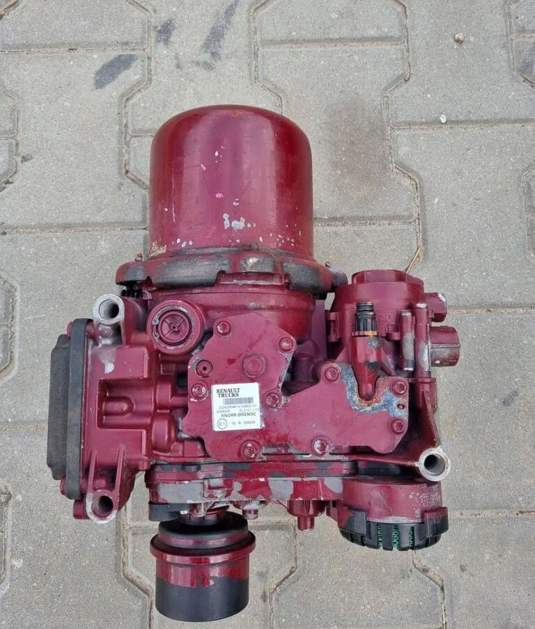 Renault ZAWÓR APM GAMA T C K RANGE EURO 6 Renault RENAULT GAMA T C K RANGE EURO 6 - Pièces de frein pour Camion: photos 3 Renault ZAWÓR APM GAMA T C K RANGE EURO 6 Renault RENAULT GAMA T C K RANGE EURO 6 - Pièces de frein pour Camion: photos 3