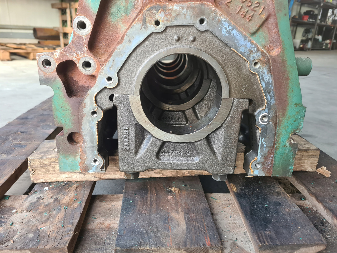 VOLVO BLOK SILNIKA D13K K6 VOLVO FH FH 4 5 - Bloc-cylindres pour Camion: photos 5 VOLVO BLOK SILNIKA D13K K6 VOLVO FH FH 4 5 - Bloc-cylindres pour Camion: photos 5