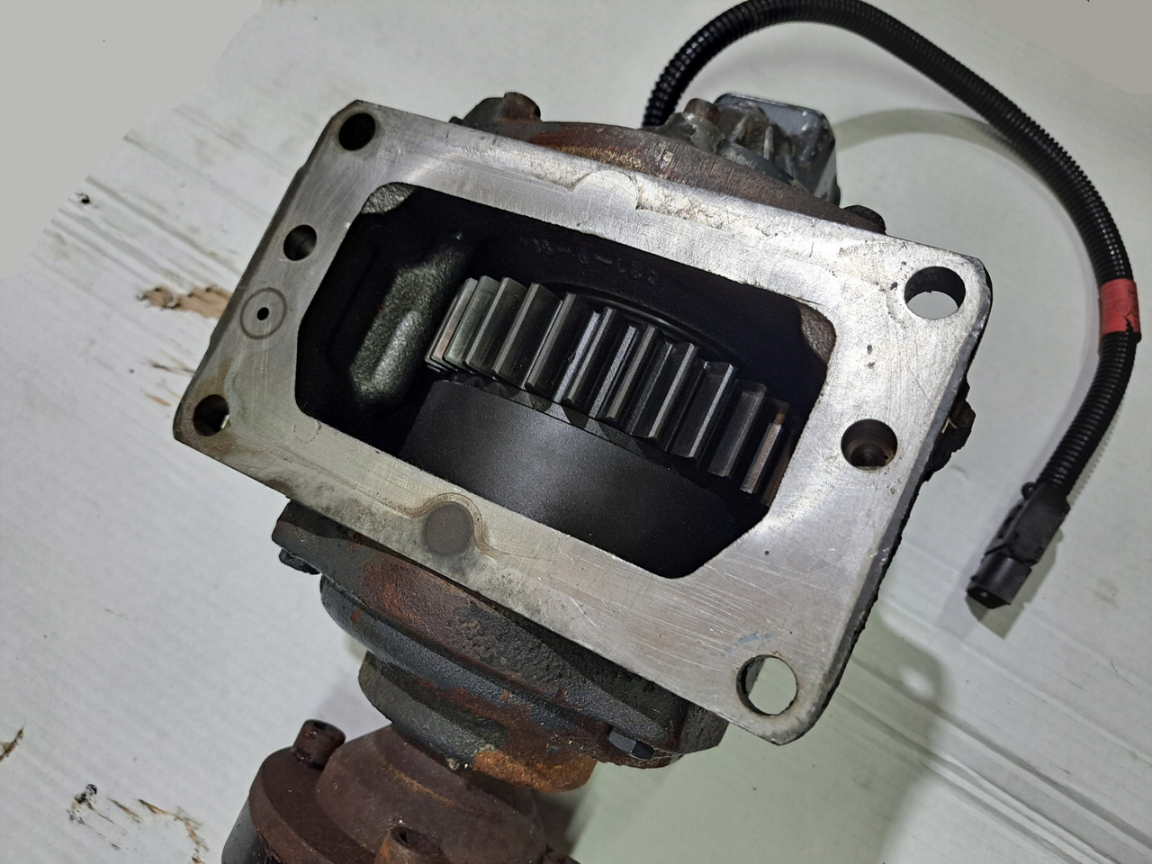 VOLVO POMPA HYDRAULIKI HYDRAULICZNA PTPT.F VOLVO - Pompe hydraulique pour Camion: photos 3 VOLVO POMPA HYDRAULIKI HYDRAULICZNA PTPT.F VOLVO - Pompe hydraulique pour Camion: photos 3