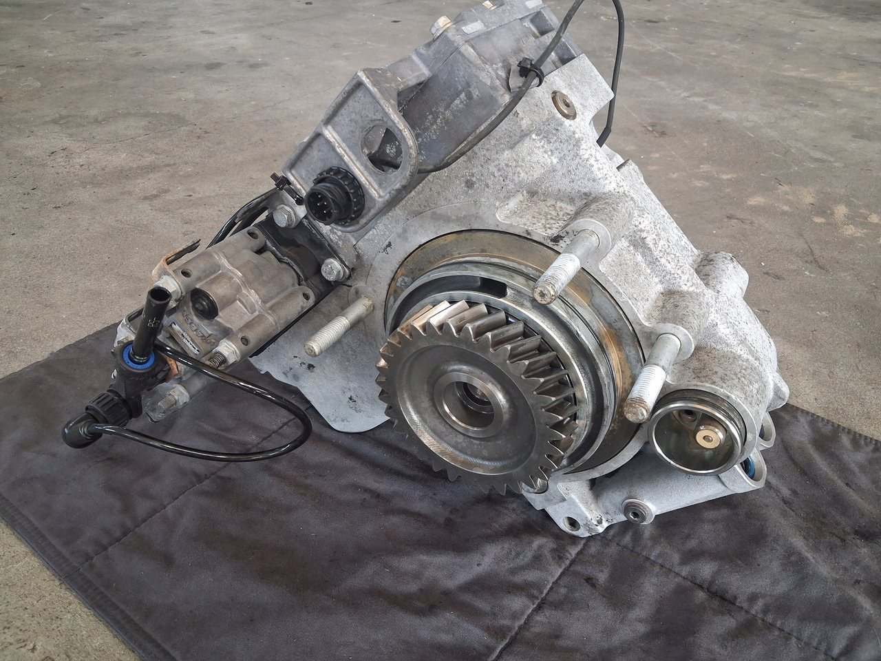 VOLVO RETARDER INTARDER SKRZYNI BIEGÓW I-SHIFT VOLVO FH FM 4 5 RENAULT GAMA T - Boîte de vitesse et pièces: photos 4 VOLVO RETARDER INTARDER SKRZYNI BIEGÓW I-SHIFT VOLVO FH FM 4 5 RENAULT GAMA T - Boîte de vitesse et pièces: photos 4