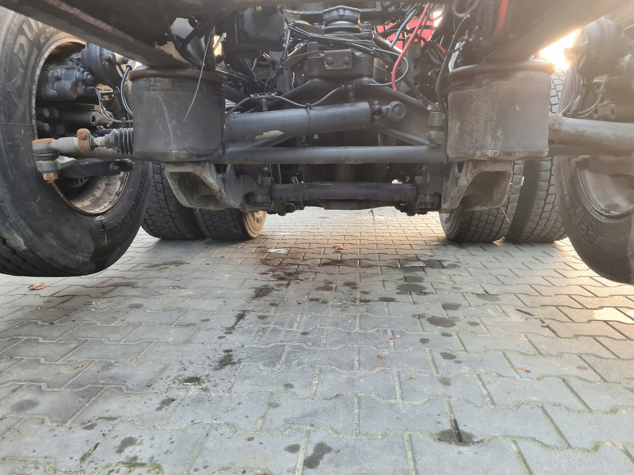 VOLVO WÓZEK DOLLY MOST PIASTY OŚ PODNOSZONA SKRĘTNA RAMA DO NACZEPY PRZYCZEPY 6x2 - Essieu et pièces pour Camion: photos 4 VOLVO WÓZEK DOLLY MOST PIASTY OŚ PODNOSZONA SKRĘTNA RAMA DO NACZEPY PRZYCZEPY 6x2 - Essieu et pièces pour Camion: photos 4