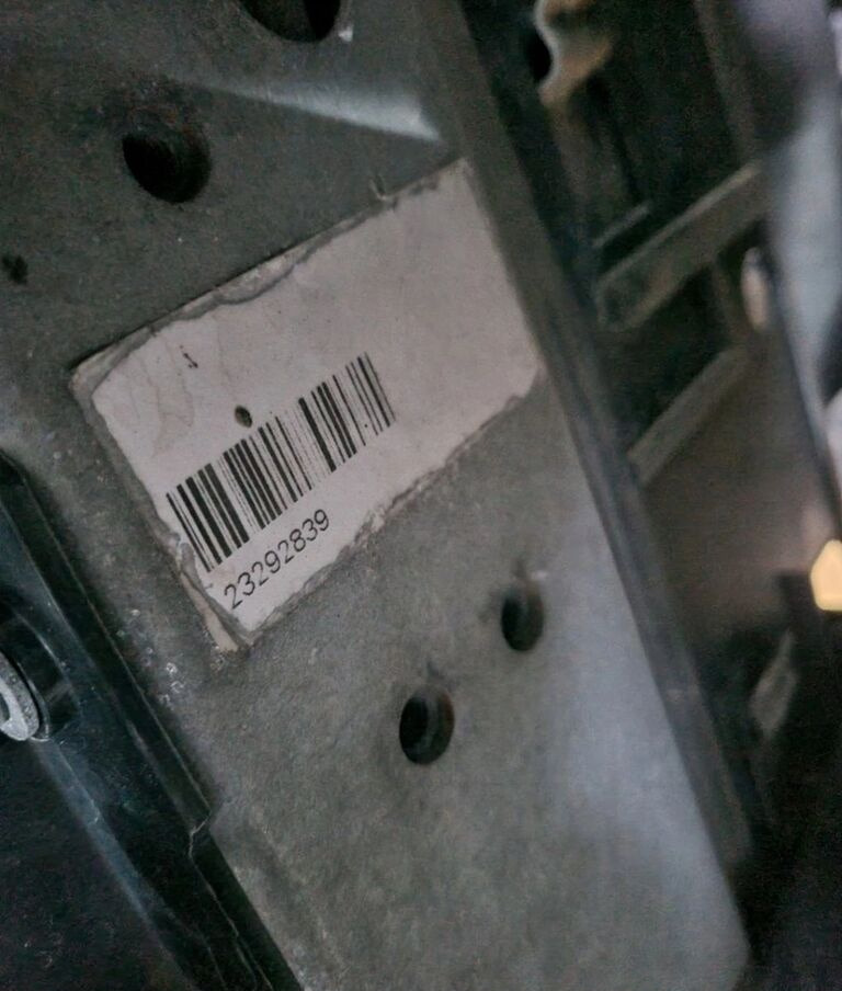 Volvo KOMPLET CHŁODNIC FH 16 EURO 6 D16K Volvo VOLVO FH 16 EURO 6 D16K - Intercooler pour Camion: photos 5 Volvo KOMPLET CHŁODNIC FH 16 EURO 6 D16K Volvo VOLVO FH 16 EURO 6 D16K - Intercooler pour Camion: photos 5