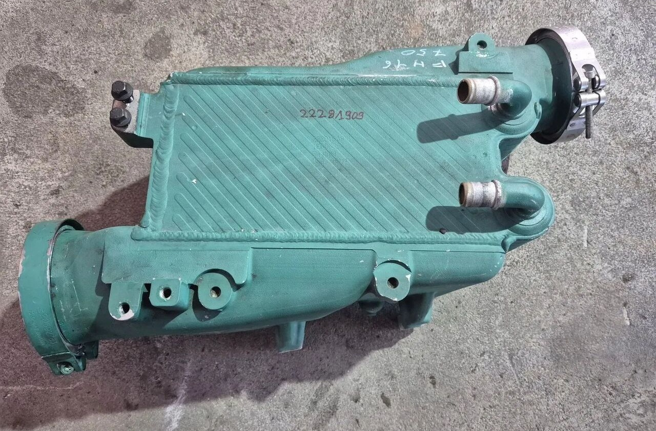 Volvo SPALIN EGR FH 4 FH 16 EURO 6 22281909 Volvo SPALIN EGR VOLVO FH 4 FH 16 EURO 6 22281909 - Intercooler pour Camion: photos 1 Volvo SPALIN EGR FH 4 FH 16 EURO 6 22281909 Volvo SPALIN EGR VOLVO FH 4 FH 16 EURO 6 22281909 - Intercooler pour Camion: photos 1