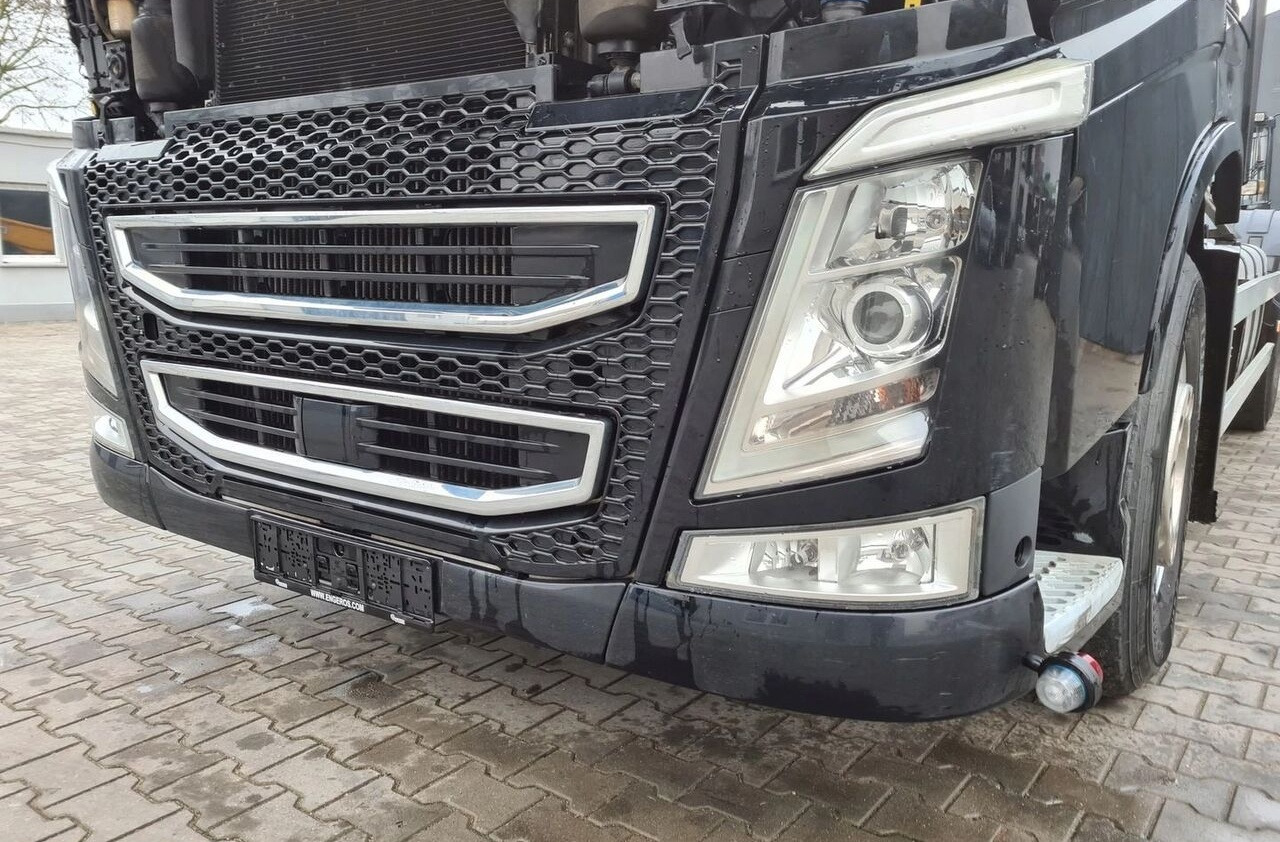 Volvo XENON ATRAPA GRILL FH 4 FH 16 EURO 6 Volvo XENON ATRAPA GRILL ZDERZAK VOLVO FH 4 FH 16 EURO 6 - Pare-chocs pour Camion: photos 3 Volvo XENON ATRAPA GRILL FH 4 FH 16 EURO 6 Volvo XENON ATRAPA GRILL ZDERZAK VOLVO FH 4 FH 16 EURO 6 - Pare-chocs pour Camion: photos 3