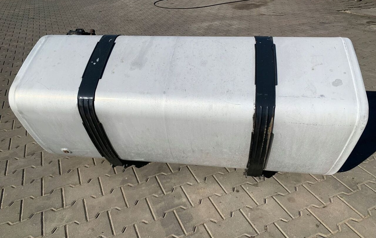 Volvo ZBIORNIK PALIWA RENAULT GAMA T LOW DECK 150x69x56 22038784 - Réservoir de carburant pour Camion: photos 5 Volvo ZBIORNIK PALIWA RENAULT GAMA T LOW DECK 150x69x56 22038784 - Réservoir de carburant pour Camion: photos 5