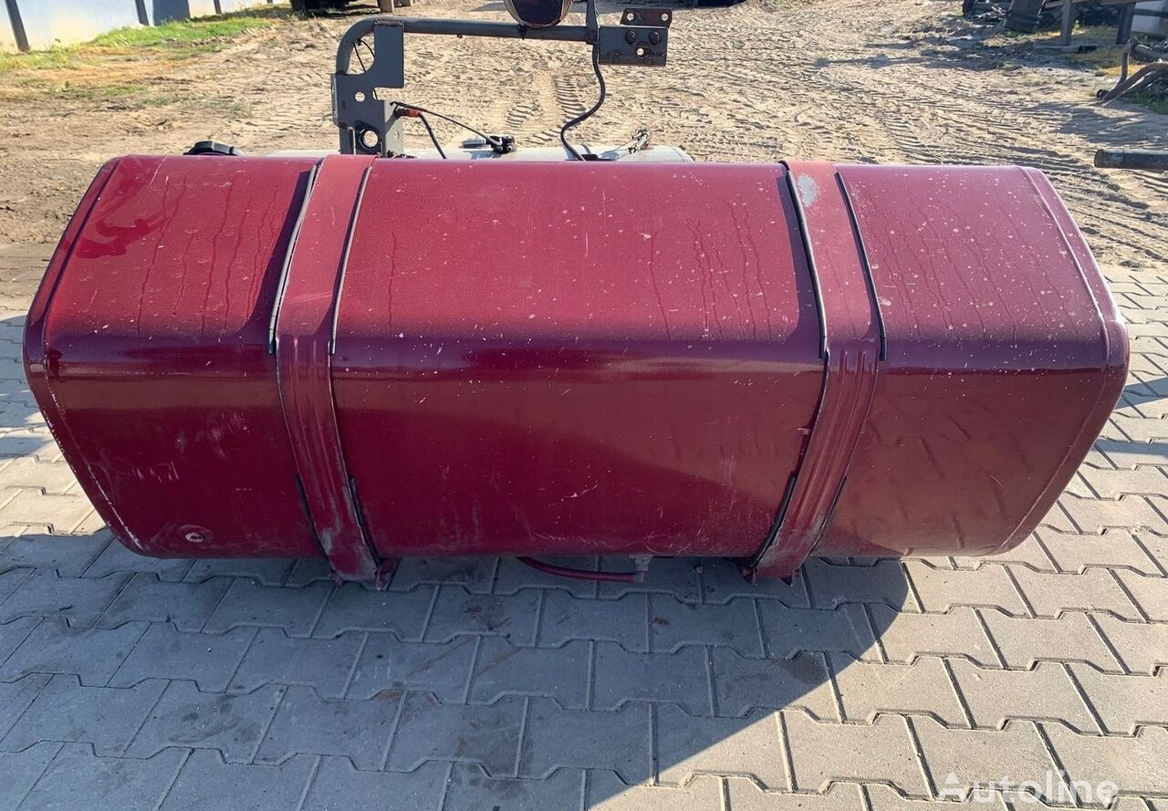 Volvo ZBIORNIK PALIWA VOLVO FH 4 FM 4 LOW DECK 150x69x56 1 - Réservoir de carburant pour Camion: photos 1 Volvo ZBIORNIK PALIWA VOLVO FH 4 FM 4 LOW DECK 150x69x56 1 - Réservoir de carburant pour Camion: photos 1