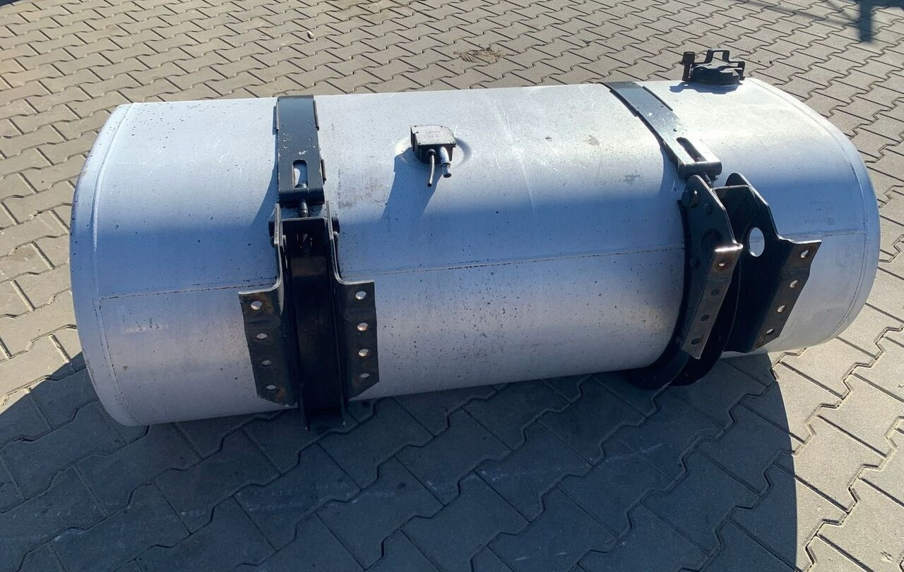 Volvo ZBIORNIK PALIWA VOLVO FH 4 FM 4 LOW DECK 150x69x56 22038784 - Réservoir de carburant pour Camion: photos 5 Volvo ZBIORNIK PALIWA VOLVO FH 4 FM 4 LOW DECK 150x69x56 22038784 - Réservoir de carburant pour Camion: photos 5
