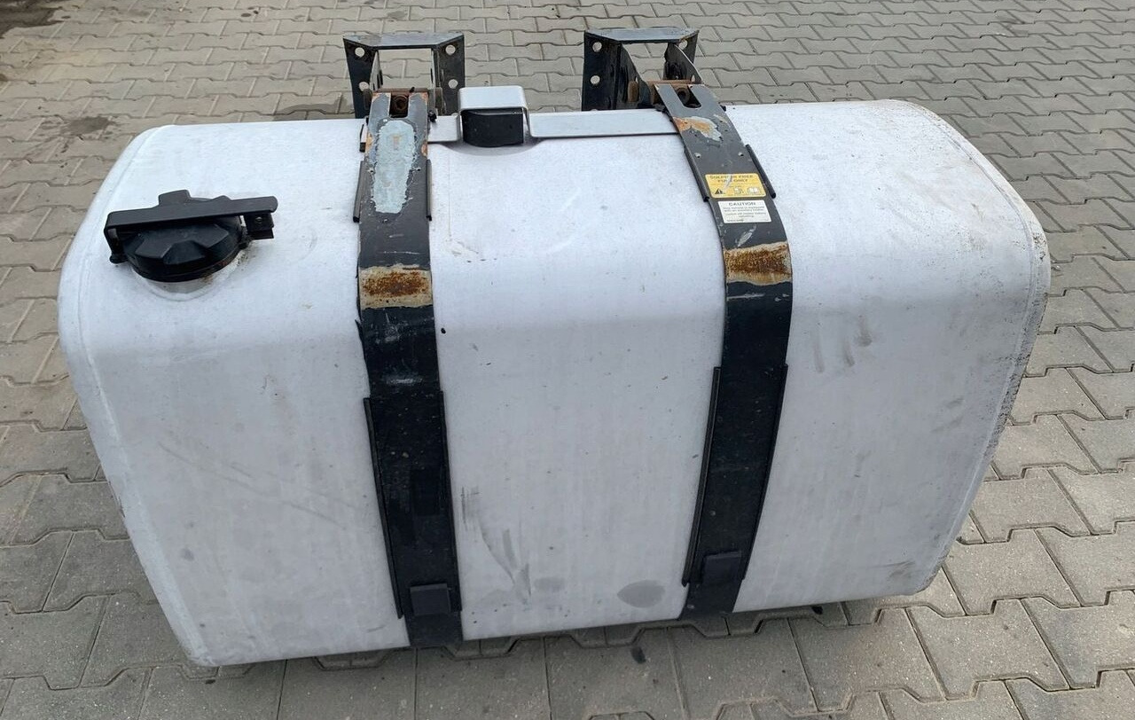 Volvo ZBIORNIK PALIWA VOLVO FH4 FM4 FMX 110/70/70 21516448 - Réservoir de carburant pour Camion: photos 3 Volvo ZBIORNIK PALIWA VOLVO FH4 FM4 FMX 110/70/70 21516448 - Réservoir de carburant pour Camion: photos 3
