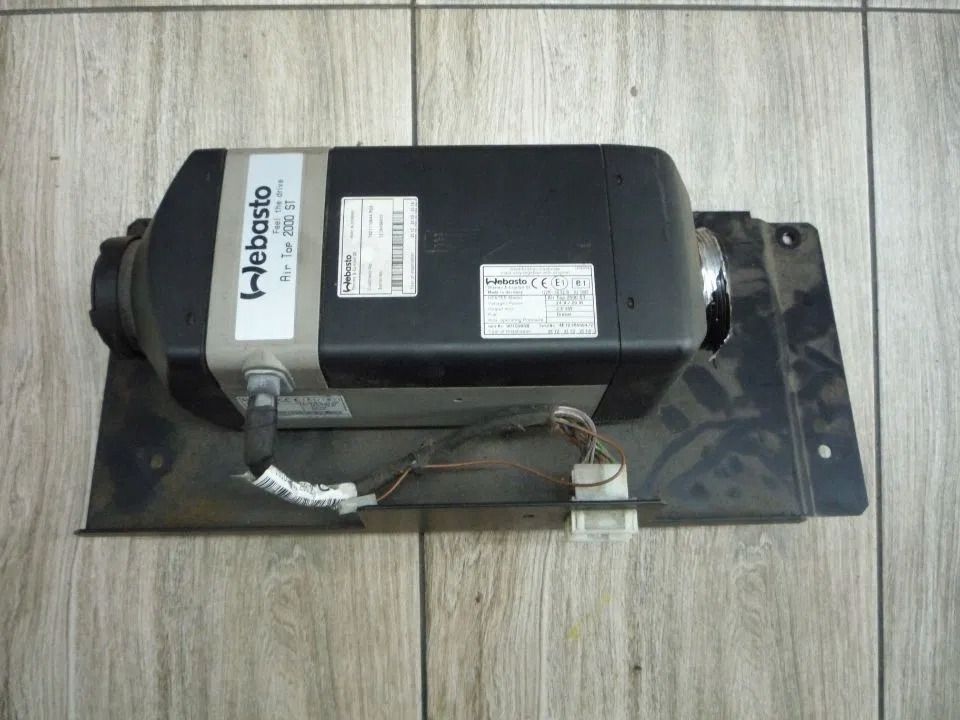 WEBASTO WEBASTO AIR TOP 2000 ST RENAULT MAGNUM DXI - Chauffage/ Ventilation pour Camion: photos 1 WEBASTO WEBASTO AIR TOP 2000 ST RENAULT MAGNUM DXI - Chauffage/ Ventilation pour Camion: photos 1