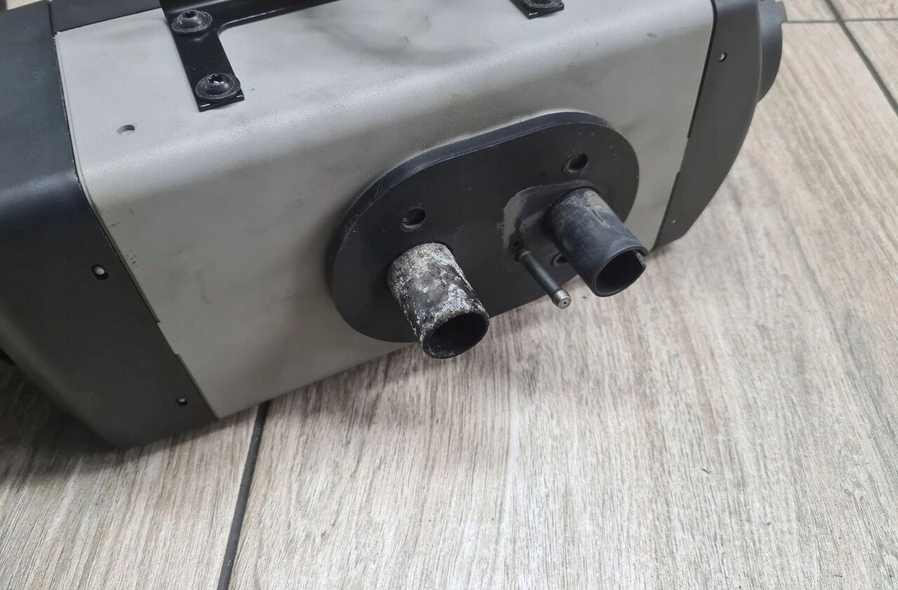 WEBASTO WEBASTO AIR TOP 2000ST RENAULT PREMIUM MIDLUM GAMA D VOLVO FL FE - Chauffage/ Ventilation pour Camion: photos 3 WEBASTO WEBASTO AIR TOP 2000ST RENAULT PREMIUM MIDLUM GAMA D VOLVO FL FE - Chauffage/ Ventilation pour Camion: photos 3