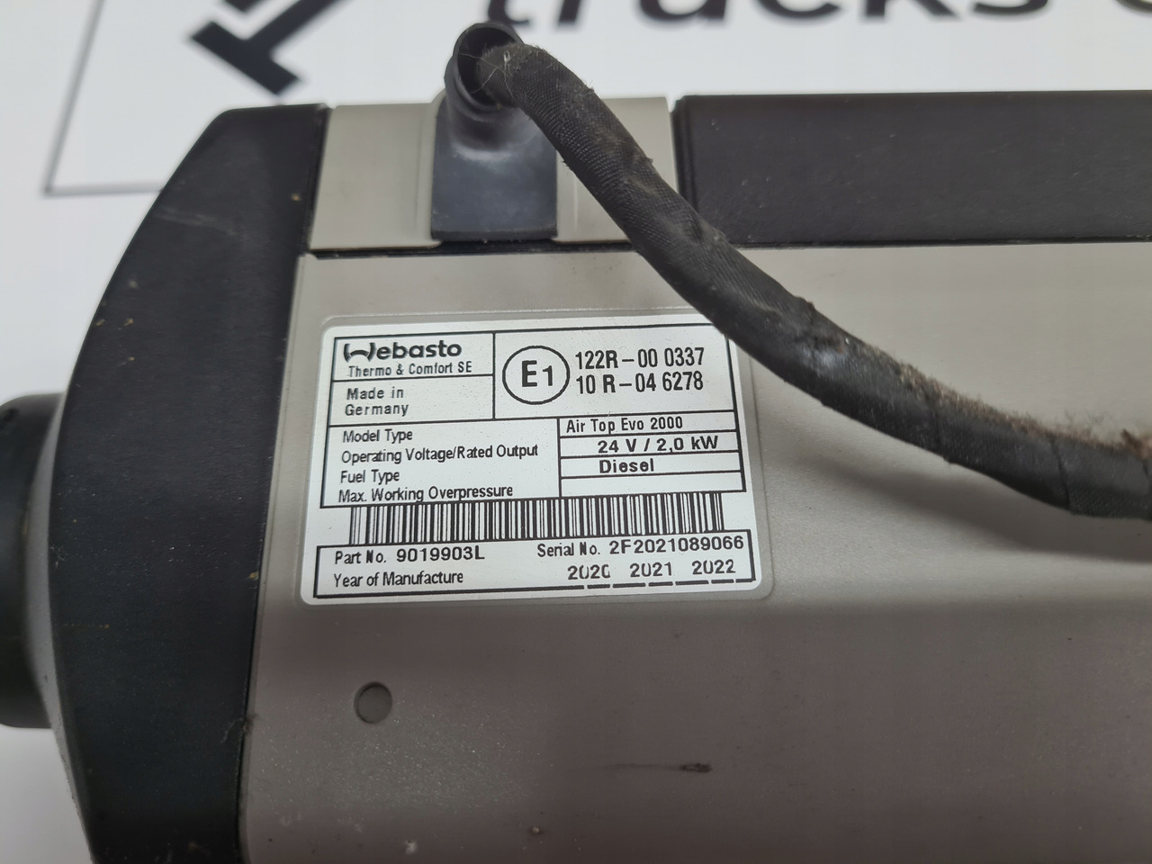 WEBASTO WEBASTO OGRZEWANIE POSTOJOWE AIR TOP EVO 2000 VOLVO FH 4 RENAULT GAMA T RANGE - Chauffage/ Ventilation pour Camion: photos 3 WEBASTO WEBASTO OGRZEWANIE POSTOJOWE AIR TOP EVO 2000 VOLVO FH 4 RENAULT GAMA T RANGE - Chauffage/ Ventilation pour Camion: photos 3