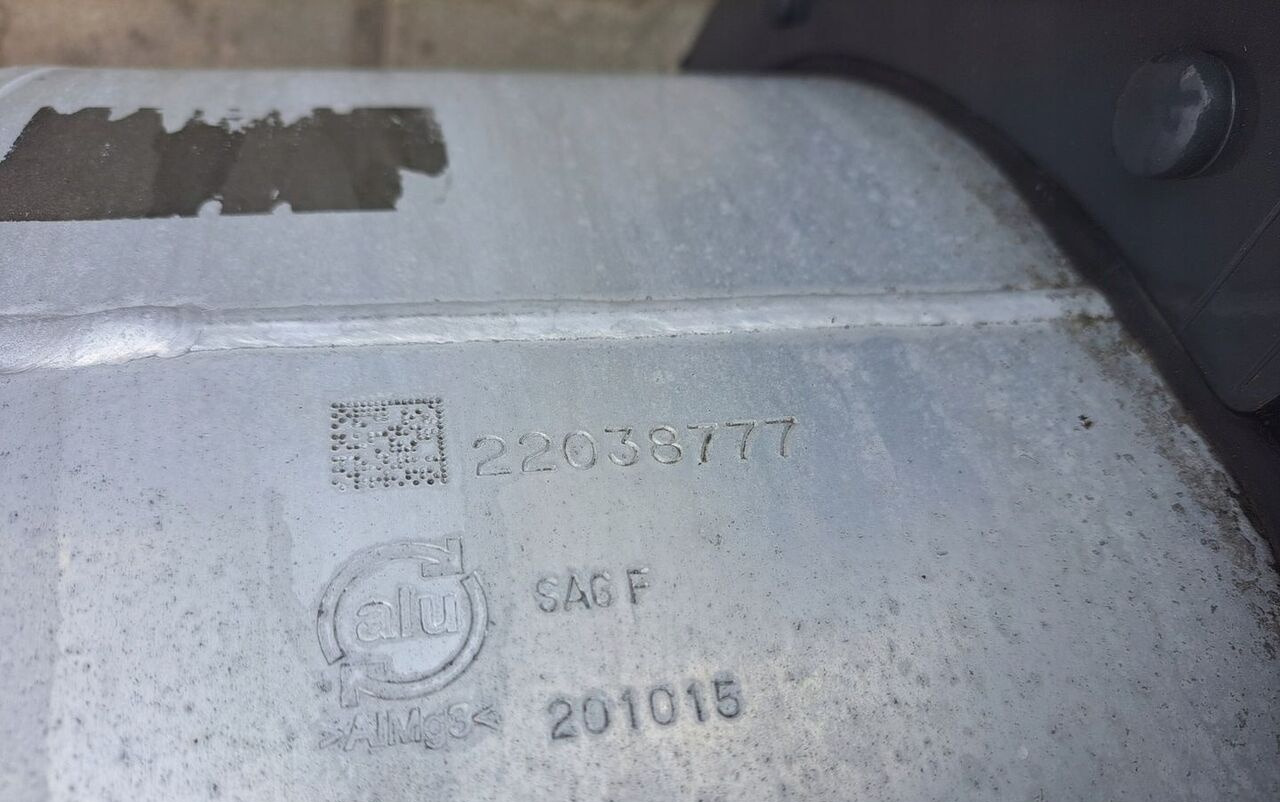ZBIORNIK PALIWA RENAULT GAMA T VOLVO FH 4 FM 4 LOW DECK 100x69x5 22038777 - Réservoir de carburant pour Camion: photos 5 ZBIORNIK PALIWA RENAULT GAMA T VOLVO FH 4 FM 4 LOW DECK 100x69x5 22038777 - Réservoir de carburant pour Camion: photos 5