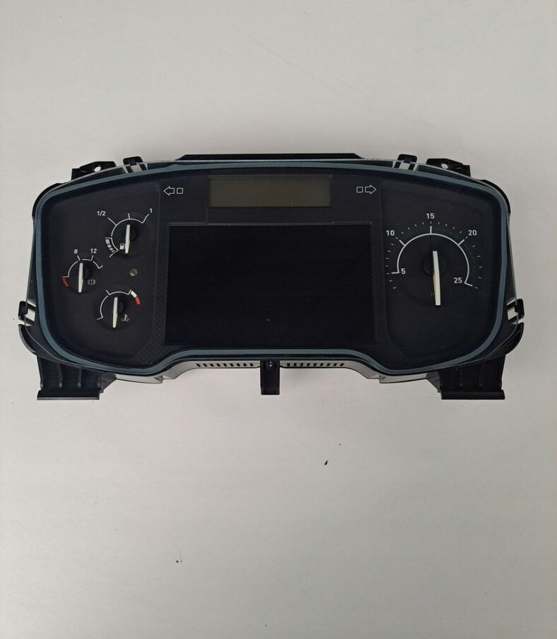 ZEGARY LICZNIKI AUTOMAT RENAULT GAMA T RANGE 22224253 - Panel de instrumentos pour Camion: photos 1 ZEGARY LICZNIKI AUTOMAT RENAULT GAMA T RANGE 22224253 - Panel de instrumentos pour Camion: photos 1