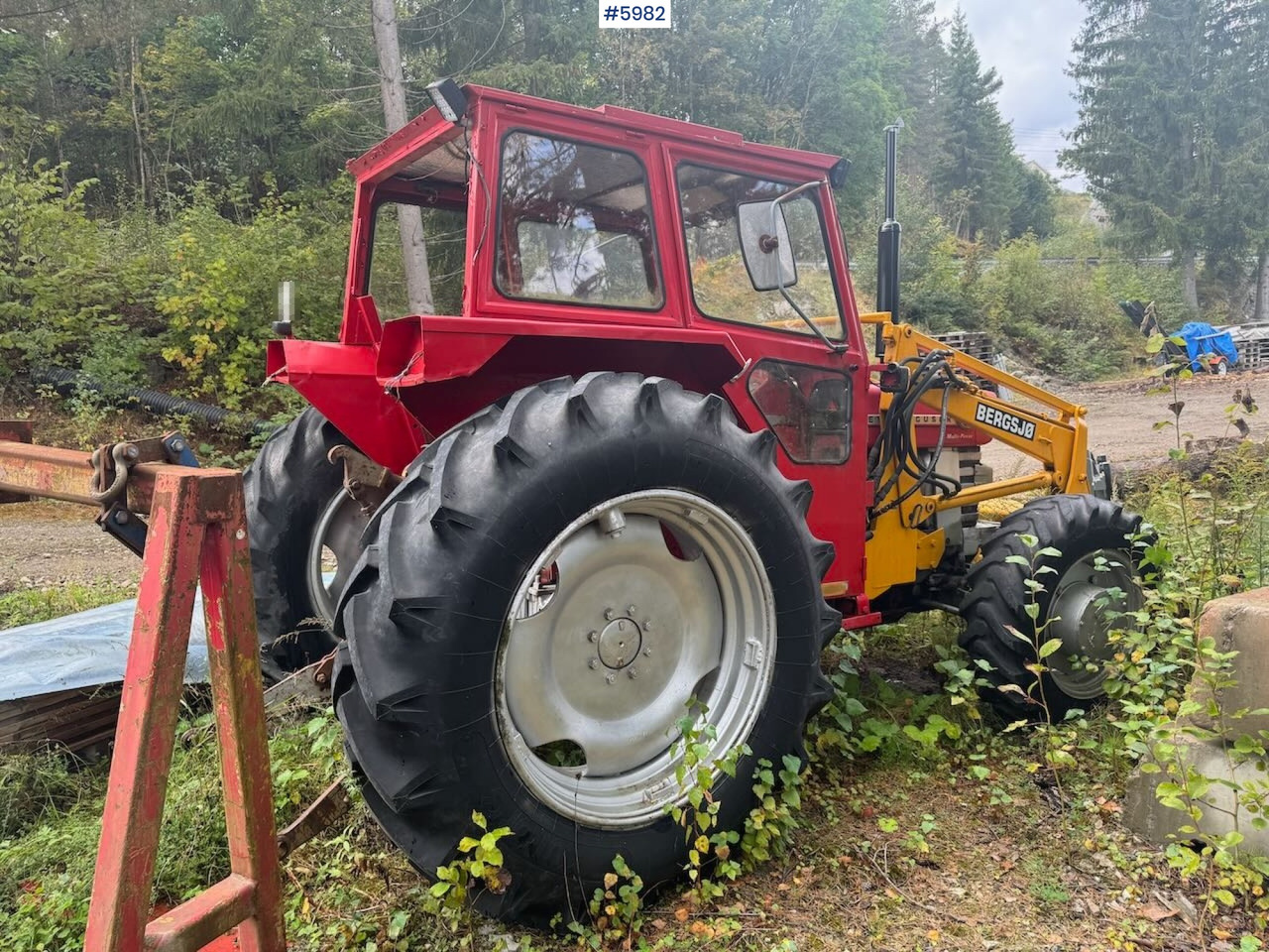 1975 Massey Ferguson 168 4x4 w/ loader - Tracteur agricole: photos 5 1975 Massey Ferguson 168 4x4 w/ loader - Tracteur agricole: photos 5