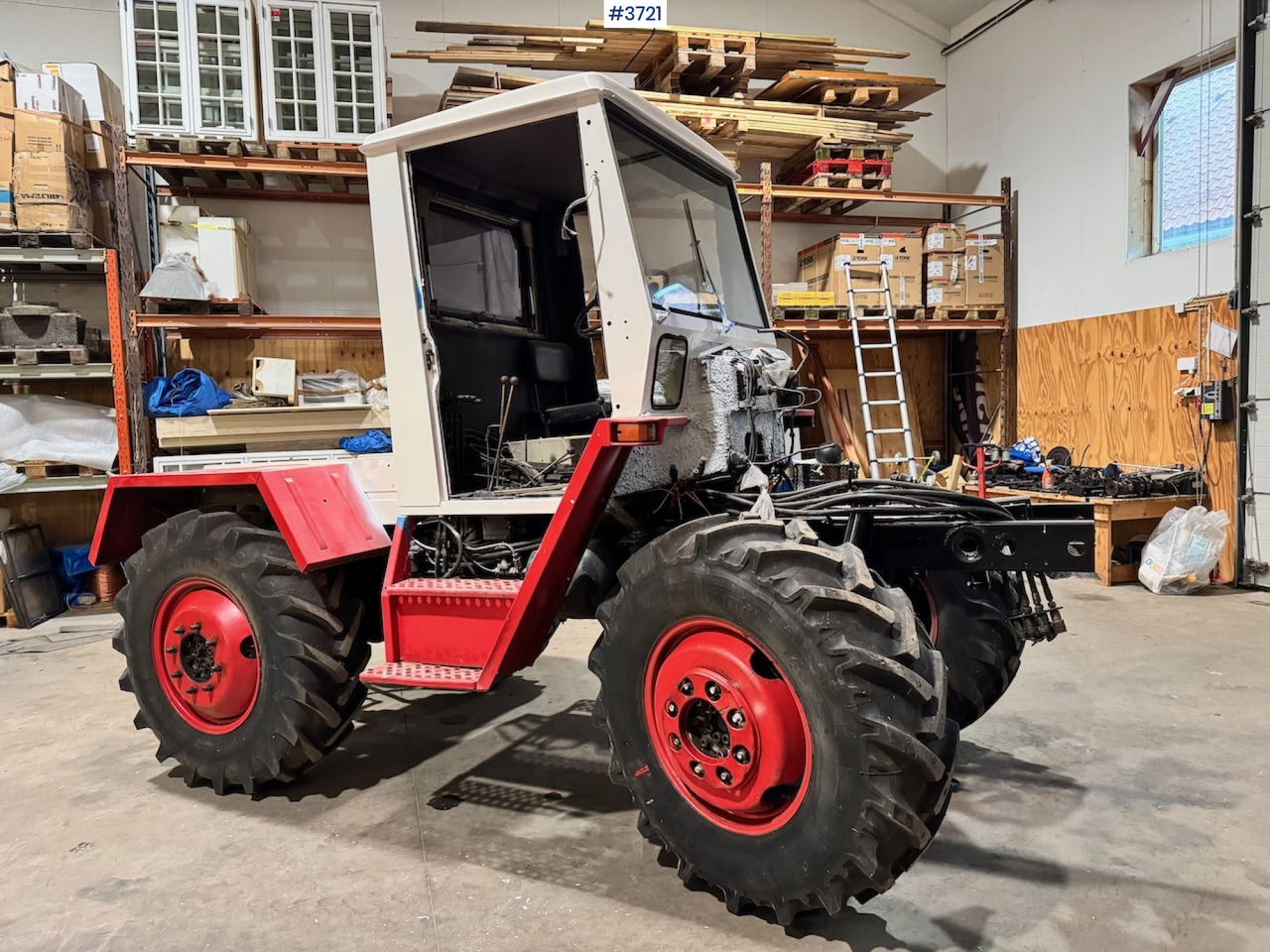1978 Mercedes Benz MB Trac 800 w/ front loader. Repair object. - Tracteur agricole: photos 1 1978 Mercedes Benz MB Trac 800 w/ front loader. Repair object. - Tracteur agricole: photos 1