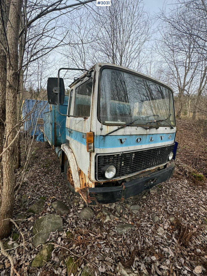 1978 Volvo F 609 flatbed truck - Camion plateau: photos 5 1978 Volvo F 609 flatbed truck - Camion plateau: photos 5