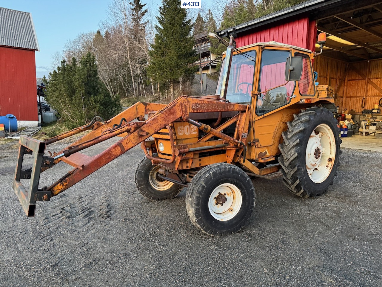 1980 Valmet 602 m/ frontlaster - Tracteur agricole: photos 1 1980 Valmet 602 m/ frontlaster - Tracteur agricole: photos 1